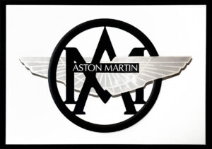 Mod/004 - Emblème Aston Martin "First & Last"