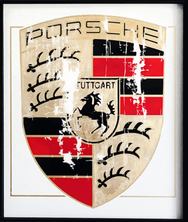Porsche tableau copie Mod/001 - The Worn Gold Porsche's Emblem